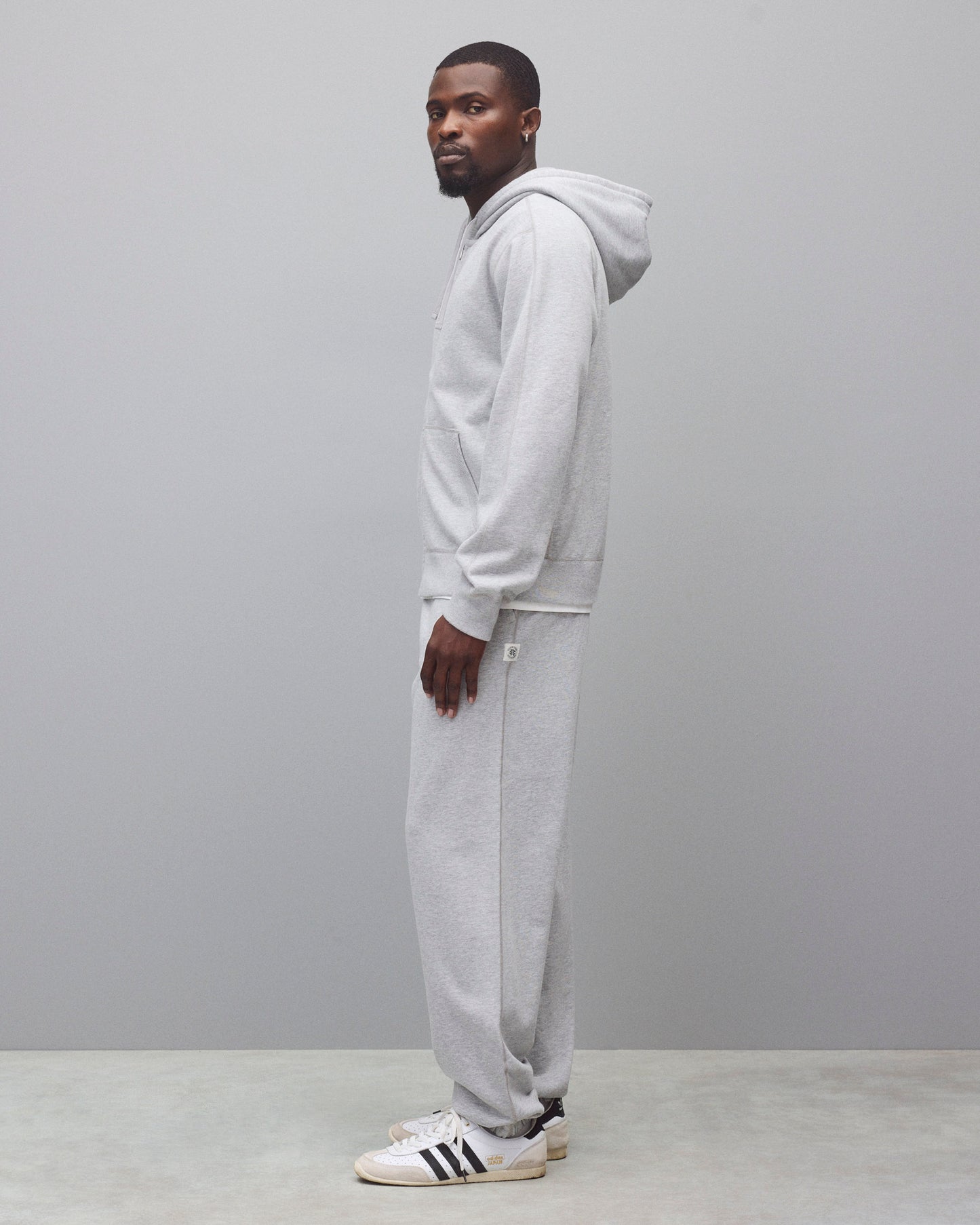 Midweight Terry Relaxed Cuffed Sweatpant