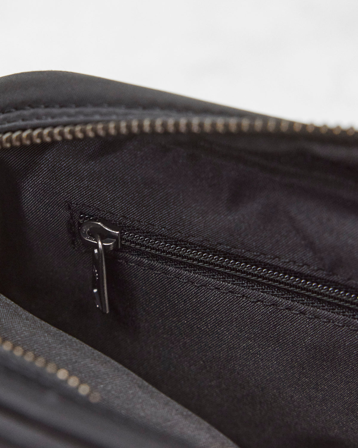 Nylon Twill Road Two-Way Pack