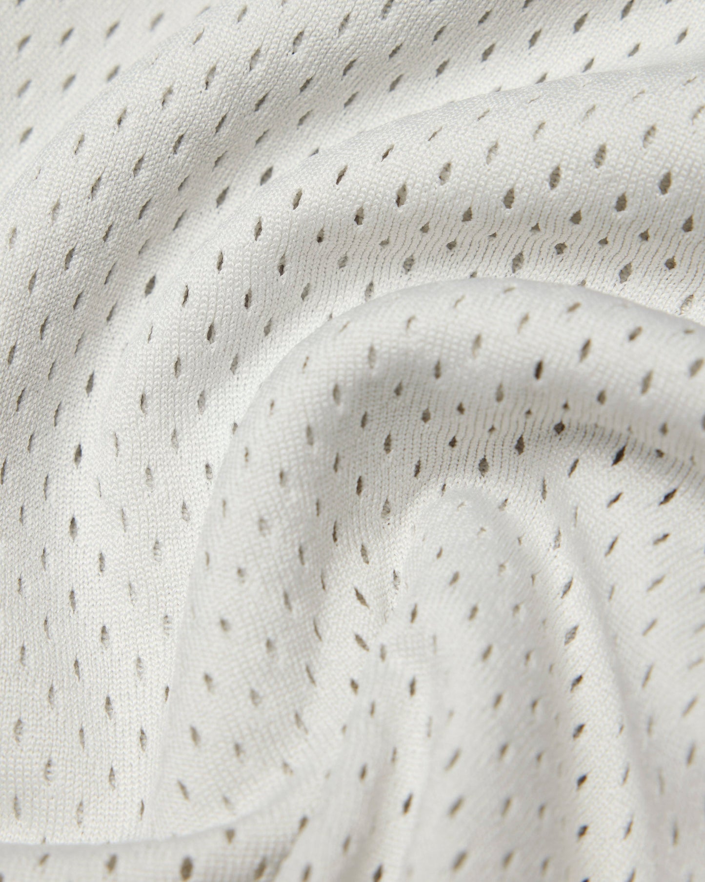 Athletic Mesh Relaxed Short 7"