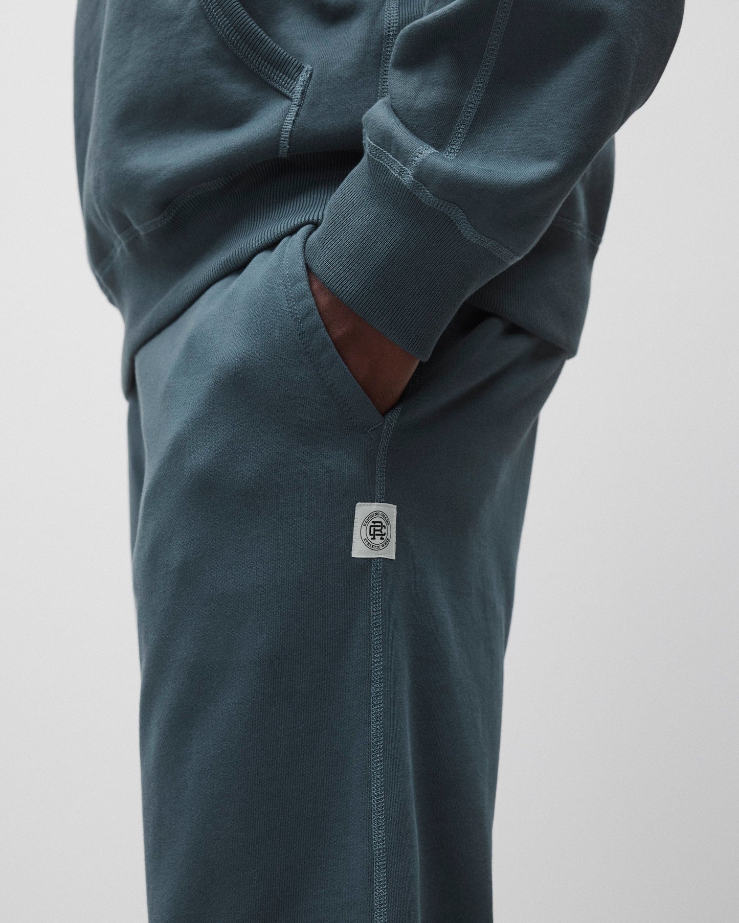 Midweight Terry Standard Sweatpant