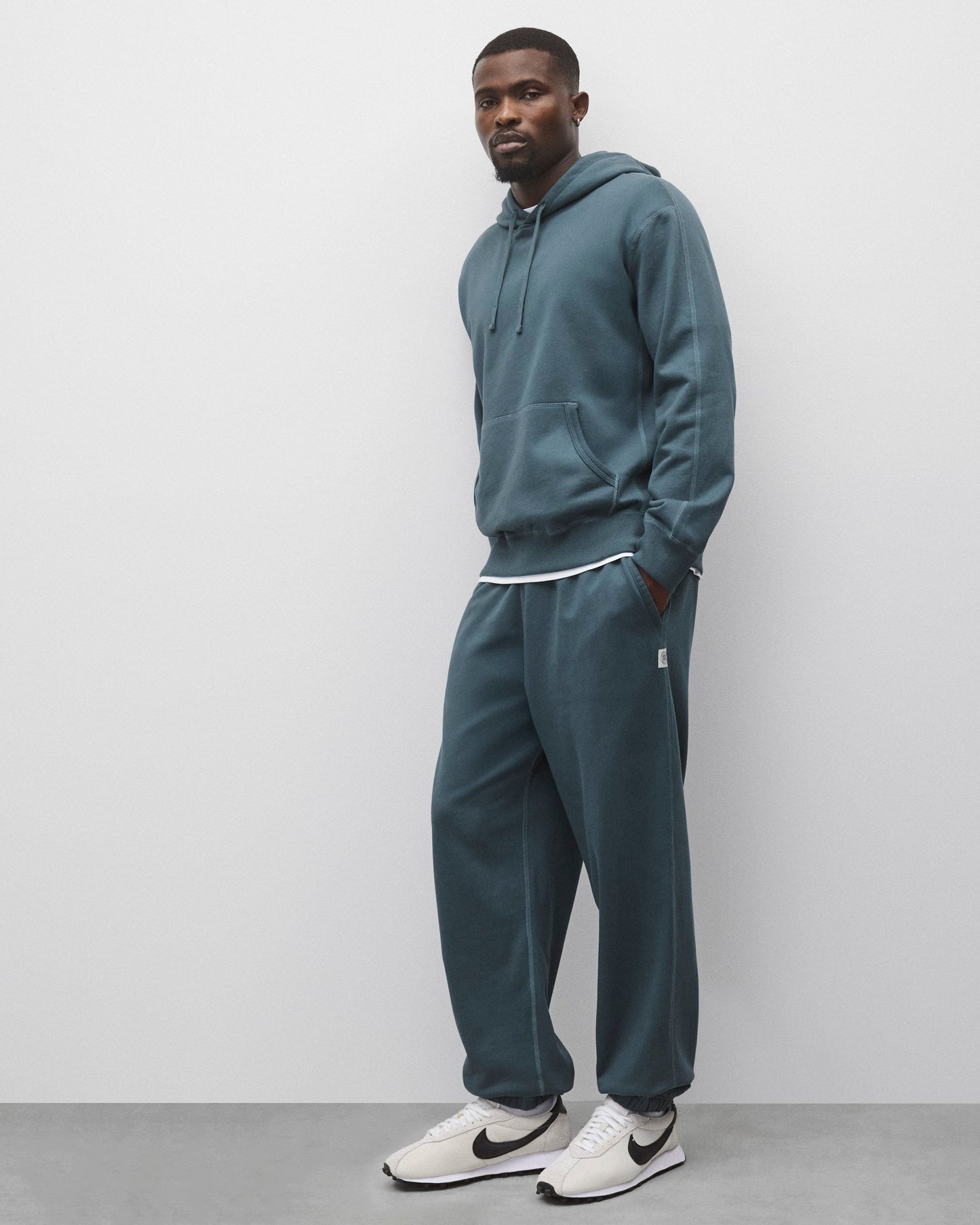 Midweight Terry Cuffed Relaxed Sweatpant