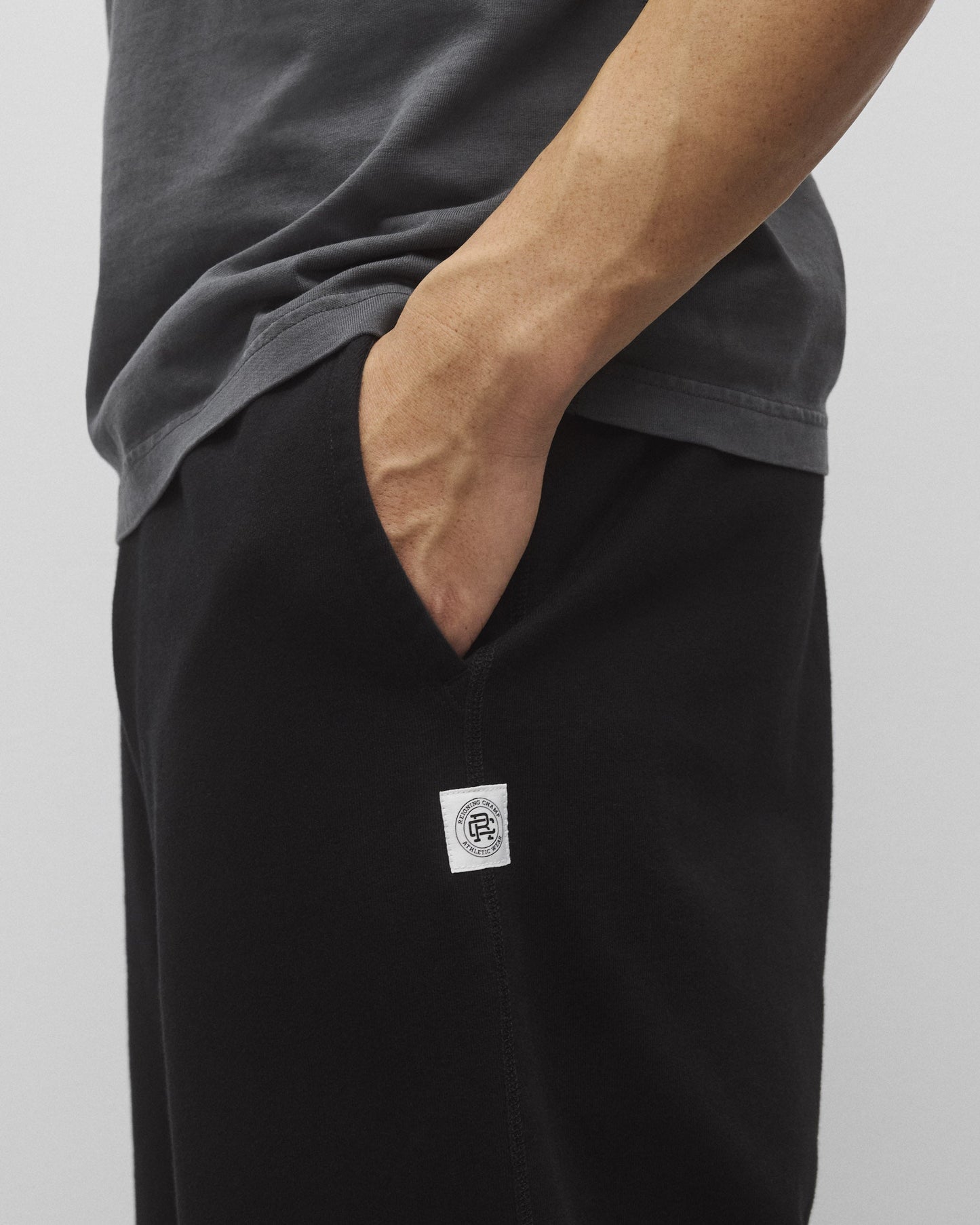 Midweight Terry Relaxed Sweatpant
